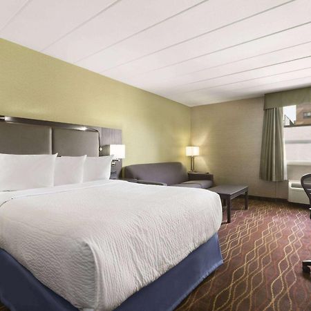 Days Inn By Wyndham Ottawa Luaran gambar
