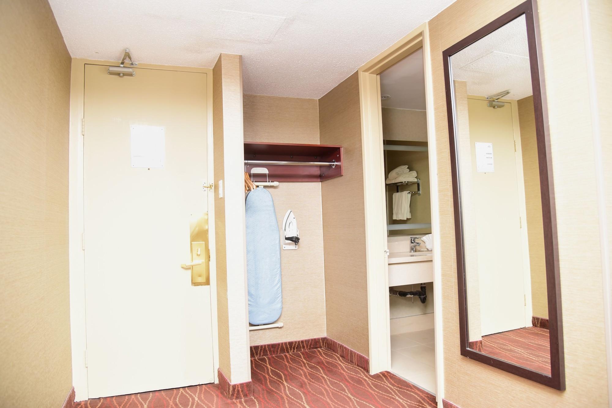 Days Inn By Wyndham Ottawa Luaran gambar