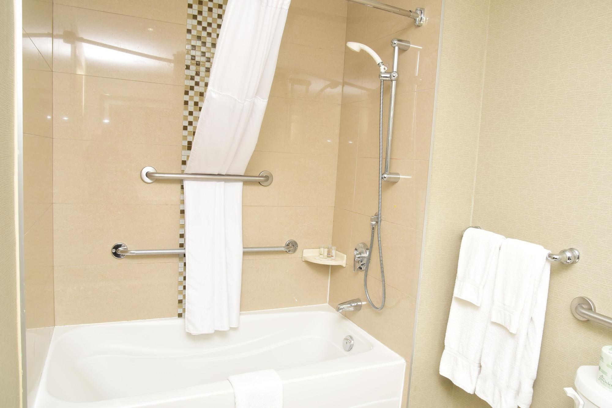 Days Inn By Wyndham Ottawa Luaran gambar